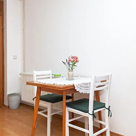 Apartment Apartments With Parking Space Jezera, Murter - 798