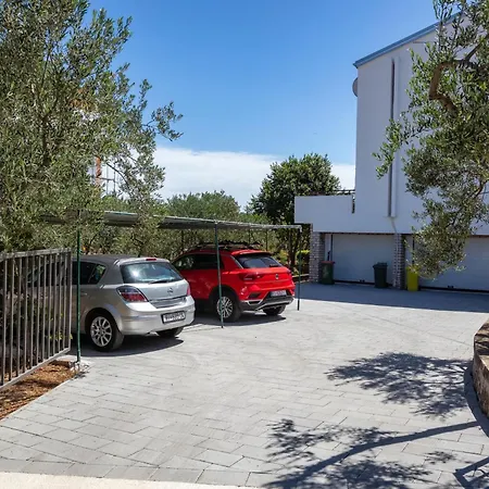 Apartman Apartments With Parking Space Jezera, Murter - 798 *