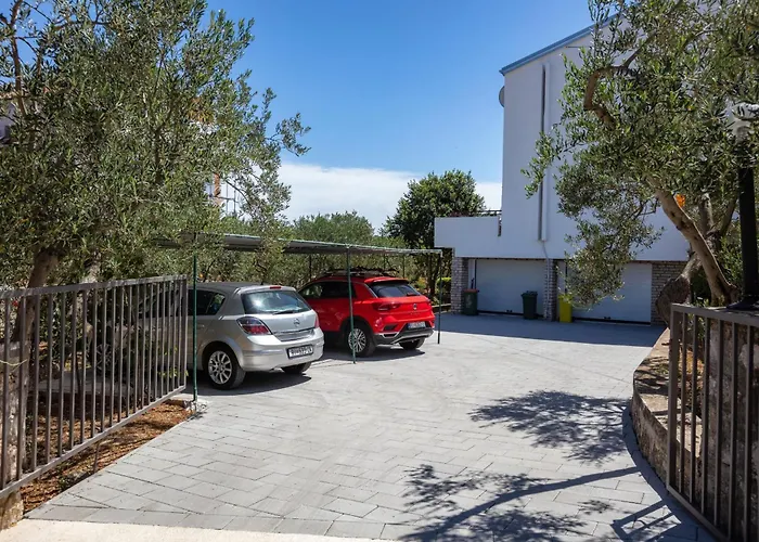 Апартаменты With Parking Space Jezera, Murter - 798 *