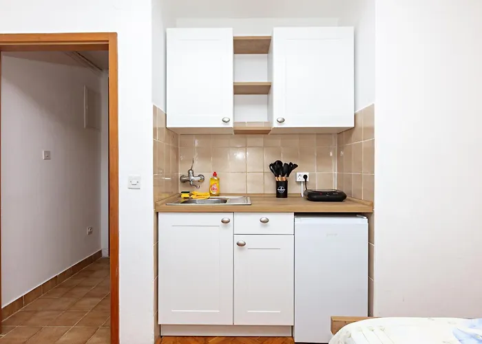 With Parking Space Jezera, Murter - 798 * Езера