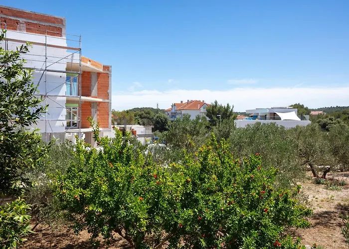 With Parking Space Jezera, Murter - 798 * Езера