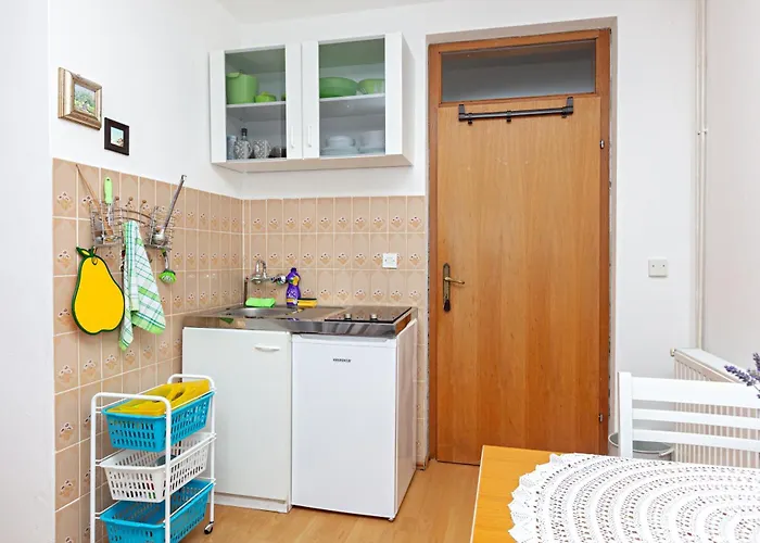 Apartments With Parking Space Jezera - Murter - 798 Apartment Jezera