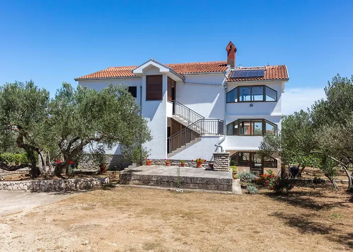 With Parking Space Jezera, Murter - 798 Езера